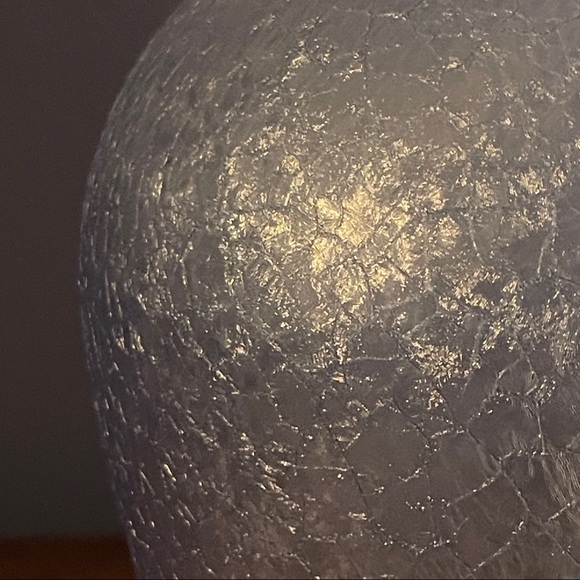 Periwinkle 90s Vase - Picture 7 of 7